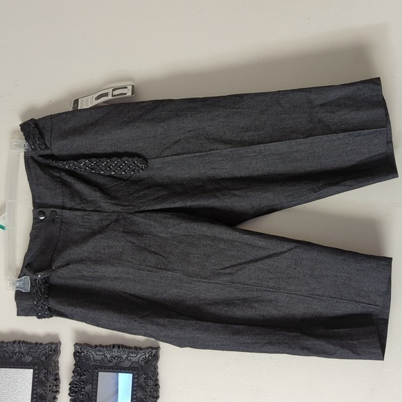 Sandro Woman Crop Pants - Picture 1 of 13